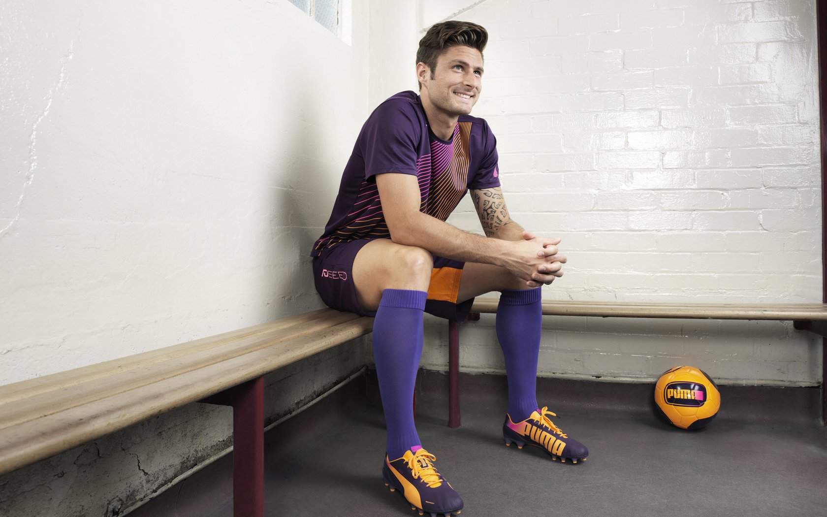 青训体系与职业联赛深度合作,培养行业骨干力量,职业青训队